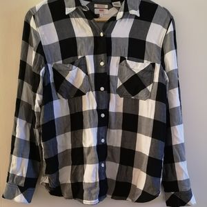 Levi's plaid shirt
